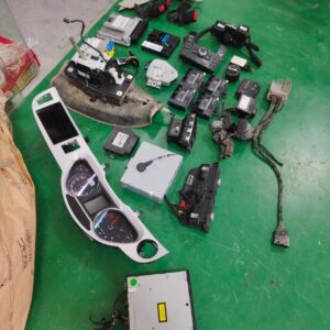 Used Full Electrical Parts Set For Audi A6L C6 2.0T