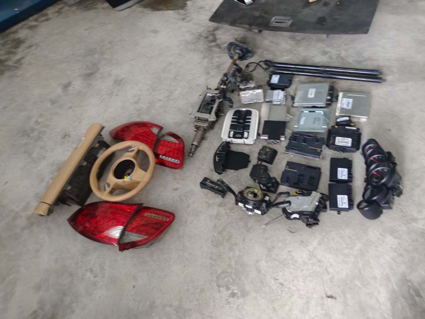 Used Full Interior Electrical Kit For Porsche Cayenne 958 3.0T 2011‑2017 - Image 4