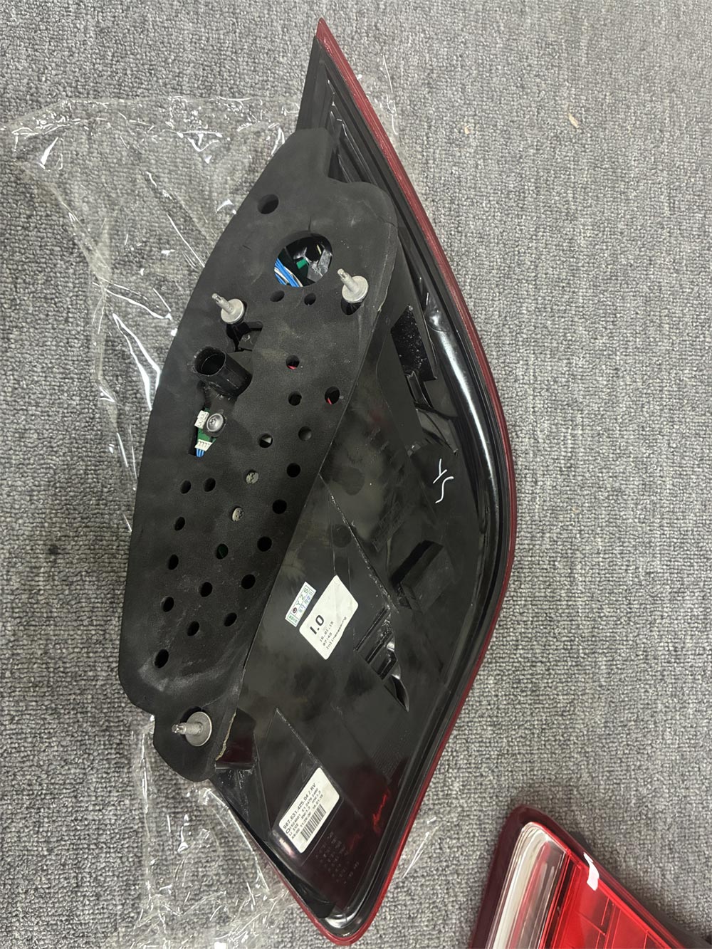 Used Rear Tail Light Assembly Pair For Porsche Boxster Cayman 987.2 2009‑2012 OE 98763142503, 98763142604 - Image 4