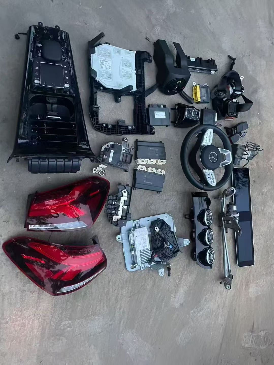 Used Full Set Electronic Interior Parts For Mercedes‑Benz A‑Class W177 V177 A200 A200L MBUX - Image 4