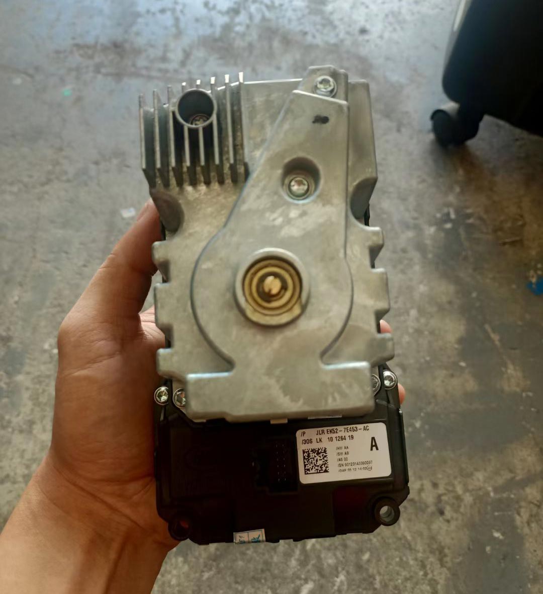 Used Rotary Gear Shift Module Assembly EW52‑7E453‑AC LR060305 for Land Rover Range Rover Evoque L538 2012‑2015 6‑Speed - Image 4