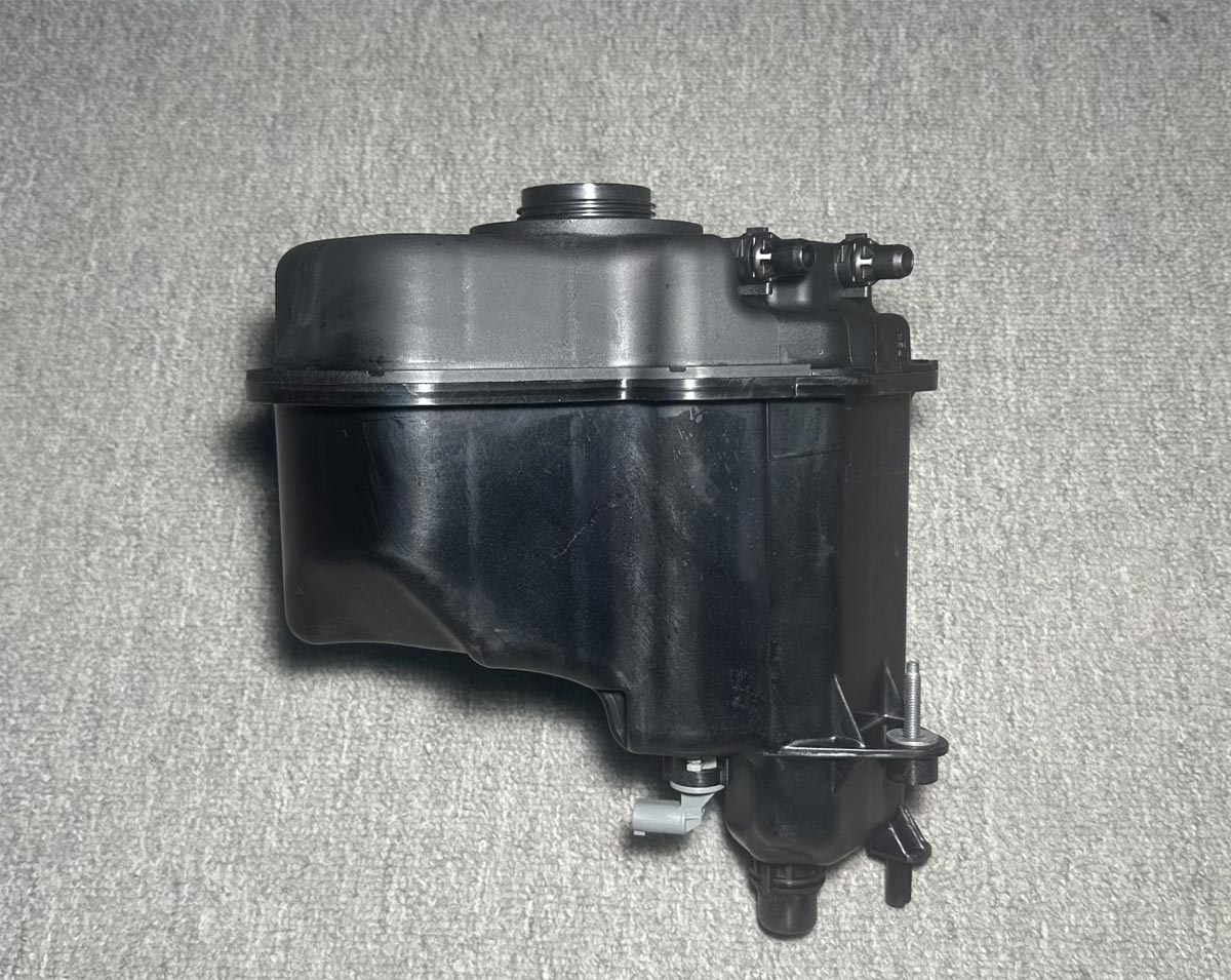 BMW E60 M5 E63 E64 M6 S85 Coolant Expansion Tank Radiator Overflow Bottle OE 17102283345 - Image 3