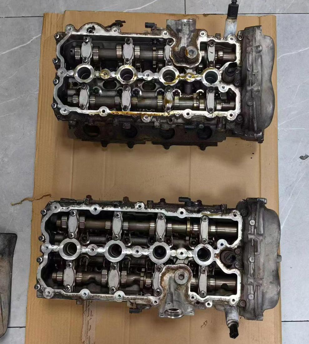 Complete Cylinder Head Pair OE 079103063AN 079103064AN For Audi R8 4.2 FSI V8 BYH CNDA