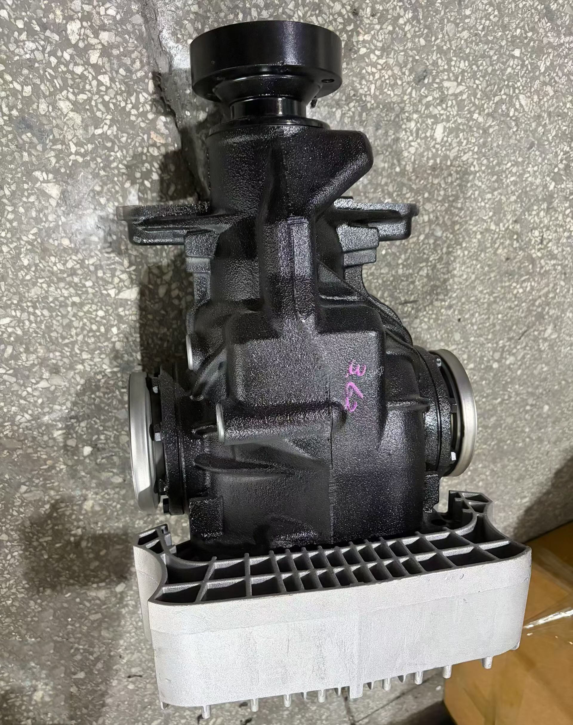 Remanufactured Rear Differential For BMW E60 M5 S85 V10 - Image 3